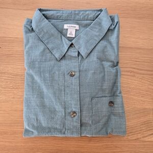 L.L. Bean Men's Teal Button-Down Shirt